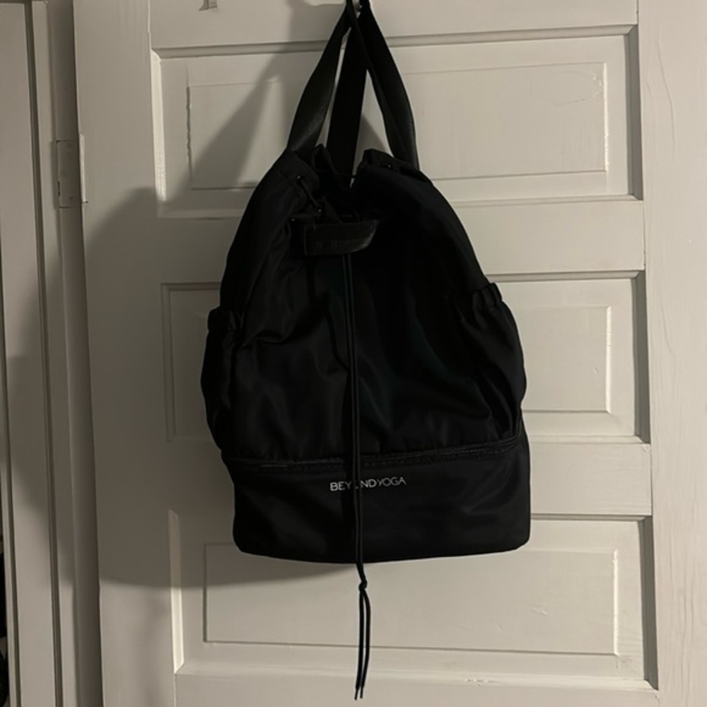Beyond Yoga Backpackk